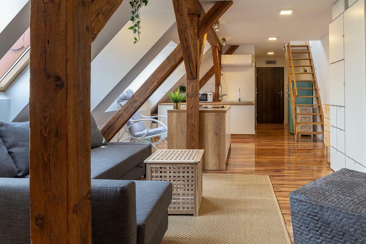 Апартаменты Lazy Days Attic City Center Катовице Экстерьер фото